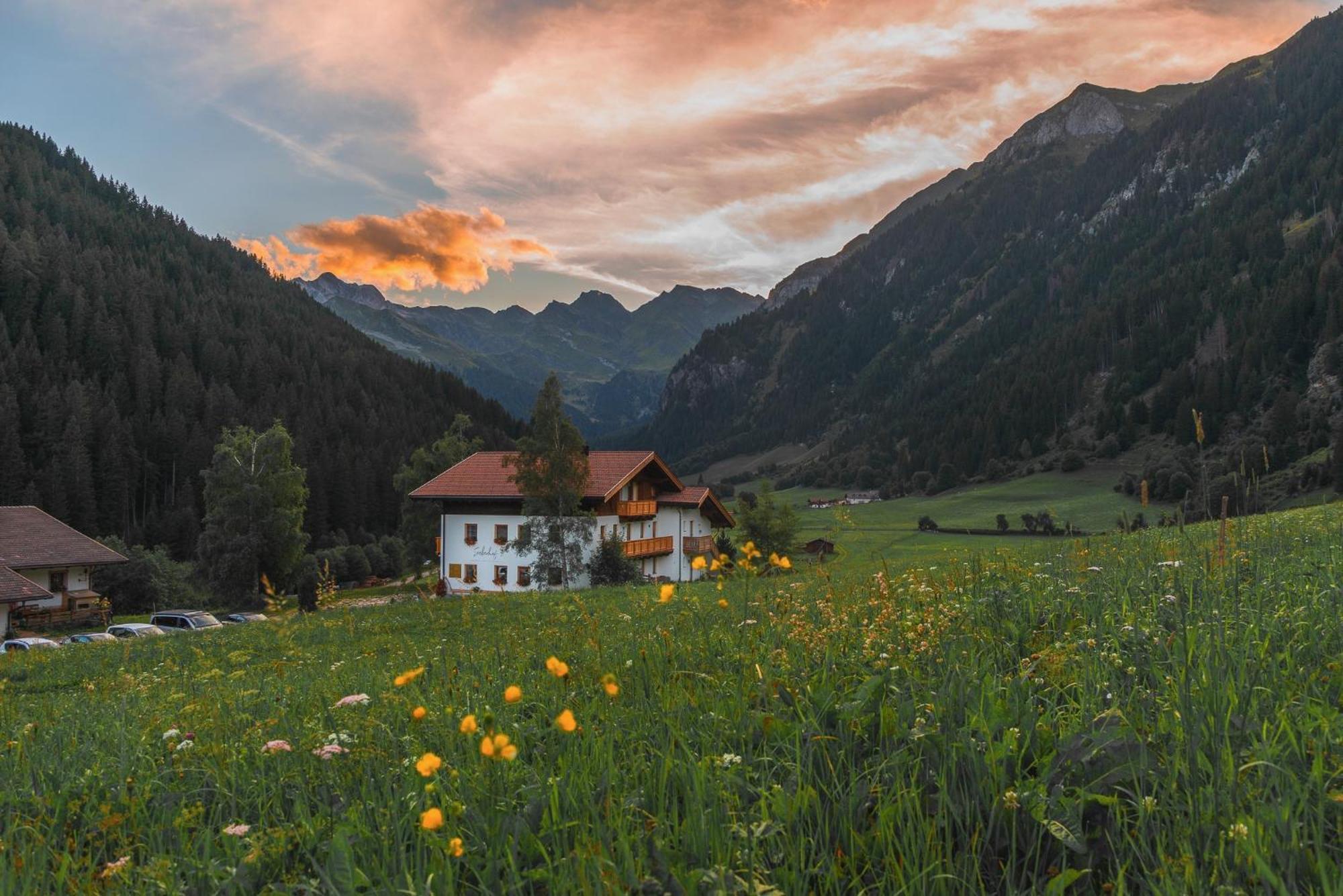 Seeberhof Racines Bagian luar foto
